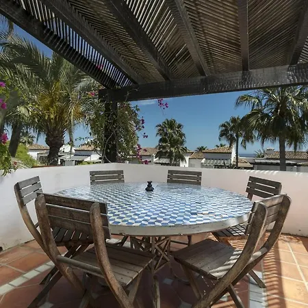 Apartment Puente Romano Penthouse