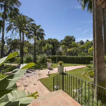 Apartment Puente Romano Penthouse
