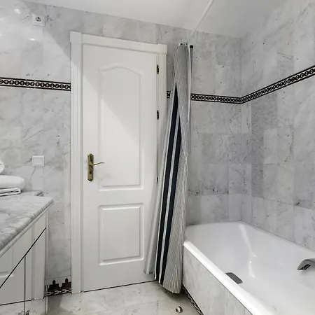 Apartment Puente Romano Penthouse Marbella